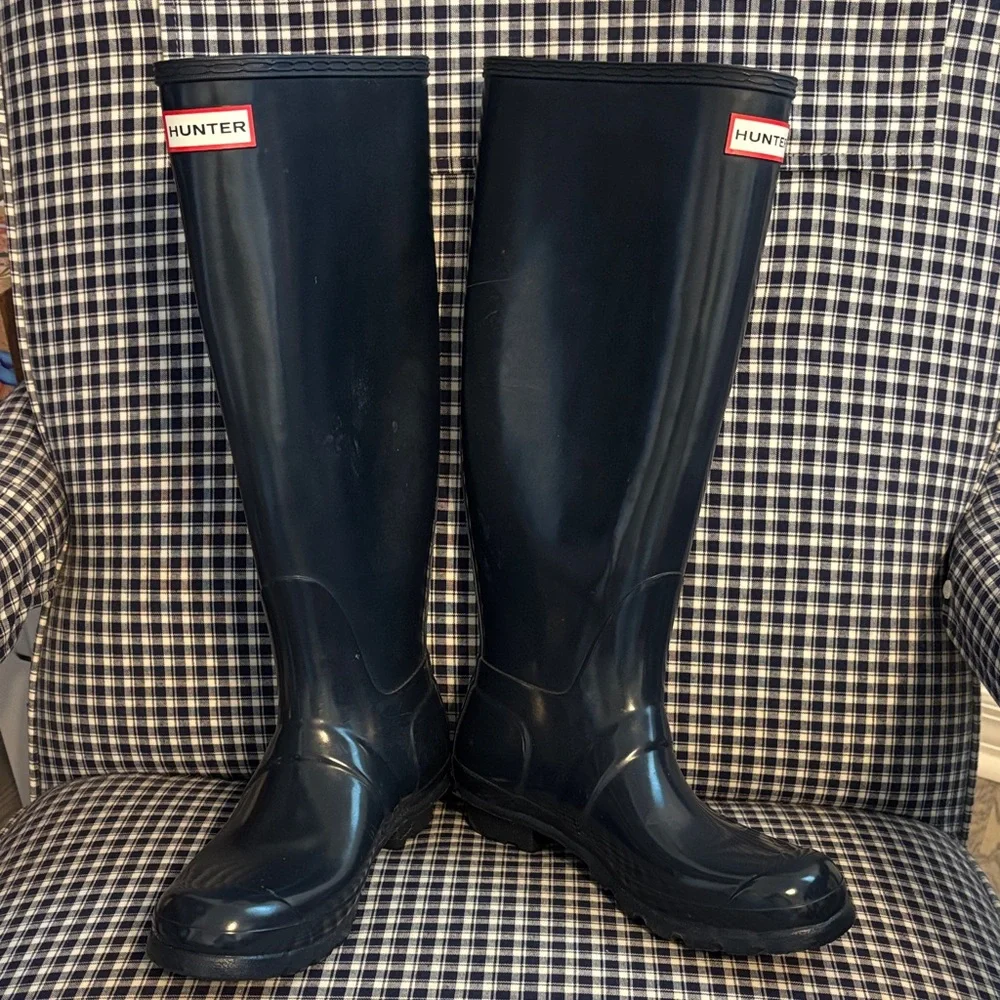 Hunter Classic navy blue Waterproof Boots - Picture 1 of 8